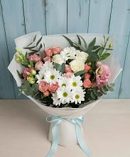 Букет цветов из:  Розы, Лизиантусы и Хризантемы в Мучкапский