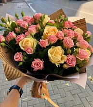 Букет цветов из:  Розы #REPLACE_PRED# Мучкапский
