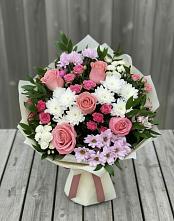 Букет цветов из:  Альстромерии, Гвоздики, Розы и Хризантемы в Мучкапский