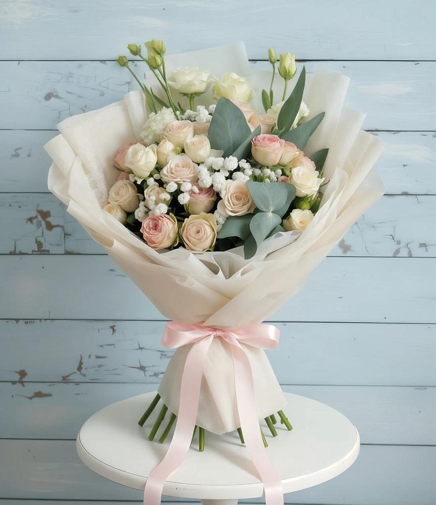 Букет цветов из: Розы и Лизиантусы в Мучкапский