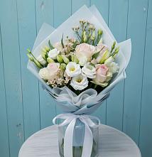 Букет цветов из:  Розы и Лизиантусы в Мучкапский